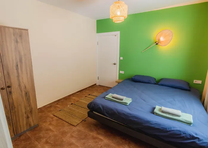 Nomadas Bed & Breakfast *