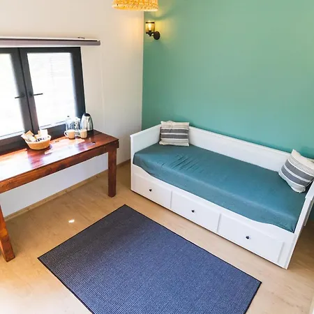 Nomadas Bed and Breakfast Yanıklar