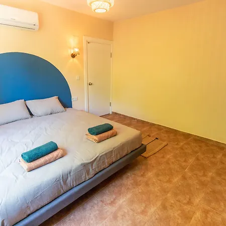 Nomadas Bed and Breakfast