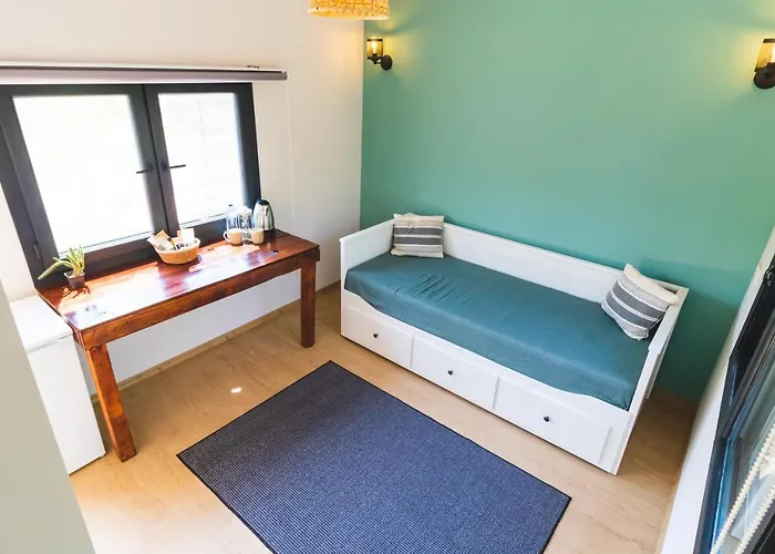 Nomadas Bed & Breakfast Yanıklar